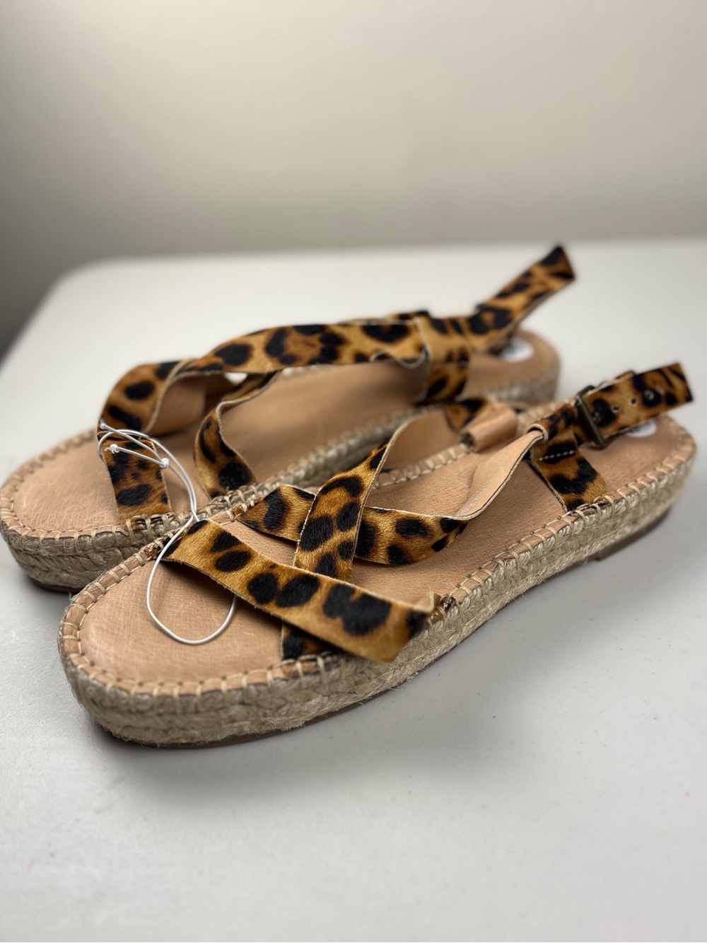 Madewell Leopard Calf Hair Strappy Espadrille Flat Sandal size 9.5 NWOT